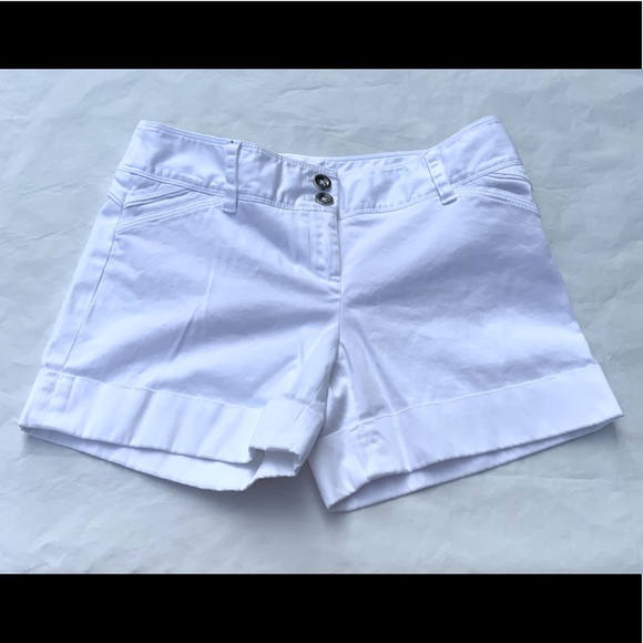 White House Black Market Pants - White House Black Market shorts white shorts size 2